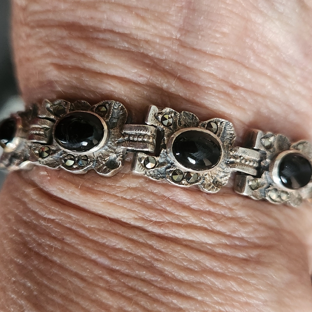 Black Stone sterling silver marcasite 925 bracelet 22.6 grams vintage 7 inches